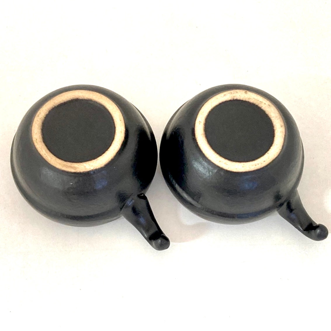 モダンミニカップ2客セット アイボリー ベトナム陶器