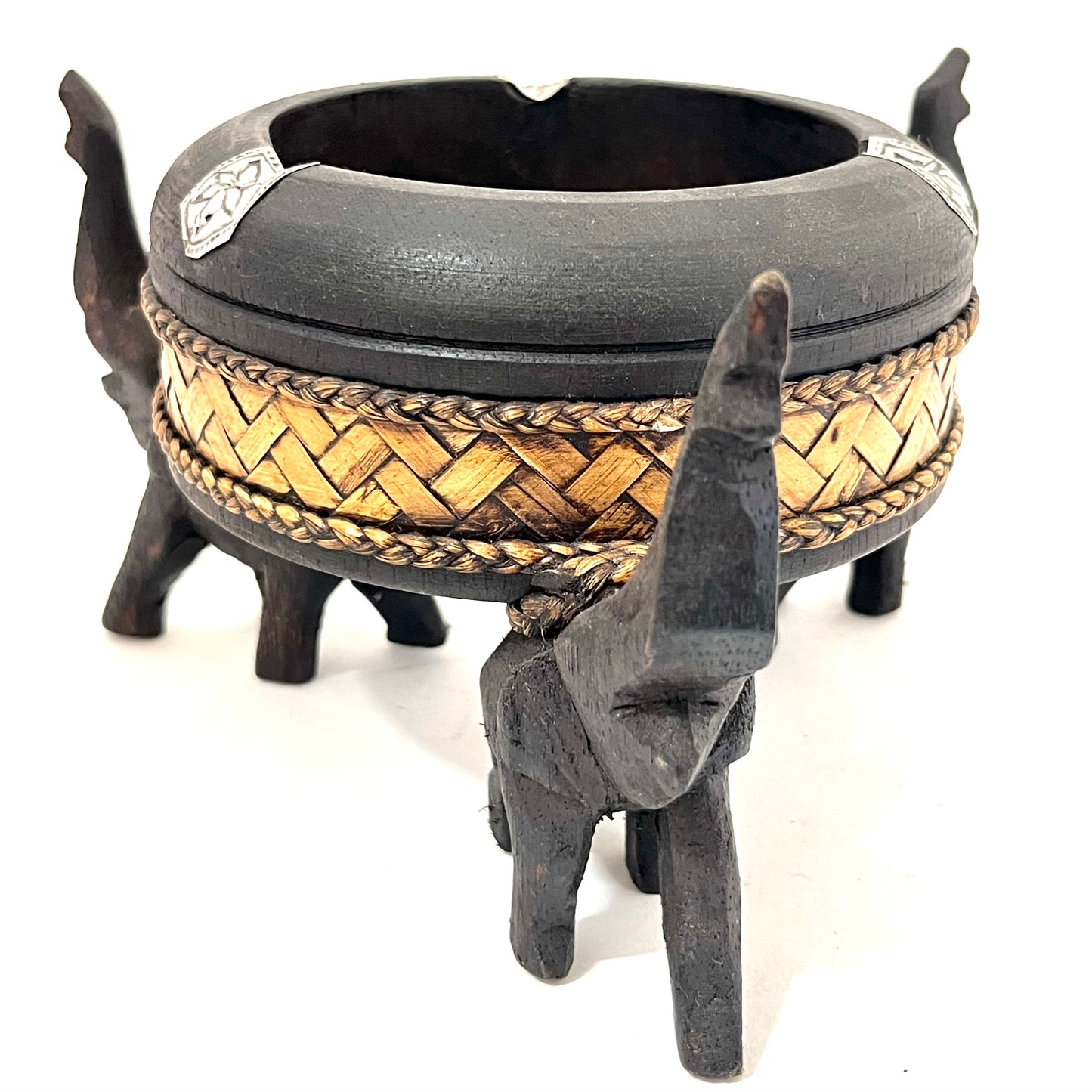 ゾウの木彫りラウンド灰皿 ハンドメイド 3頭