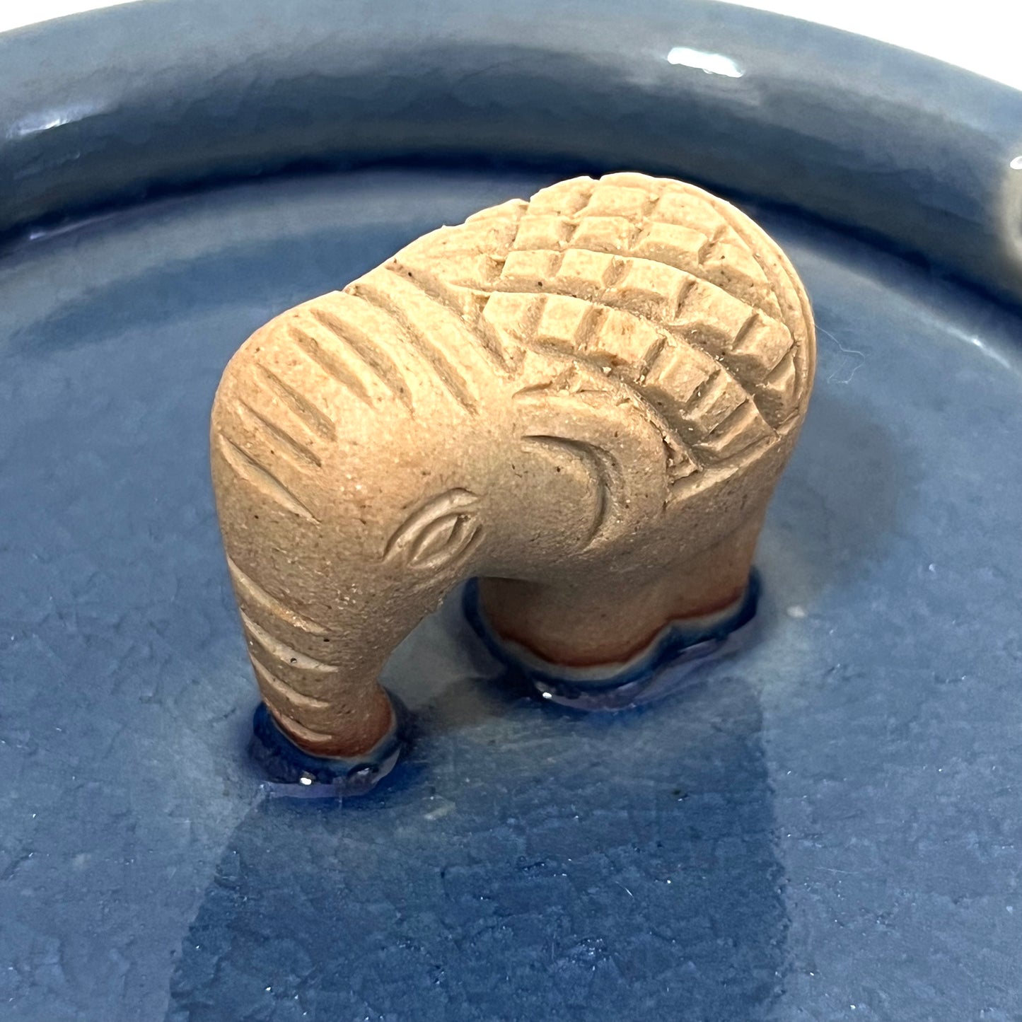 セラドン焼き ゾウの灰皿 2カラー