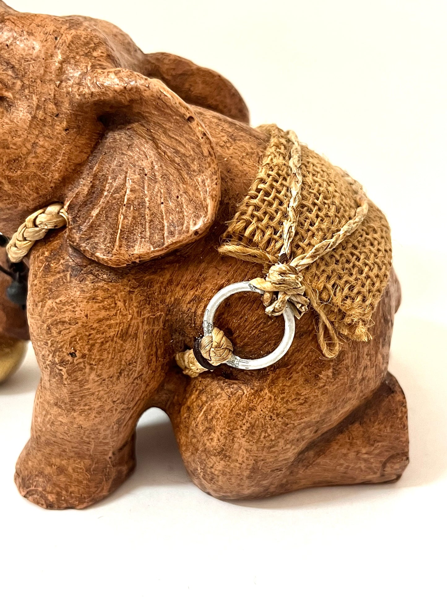 ゾウのキャンドルホルダー ハンドメイド ニー