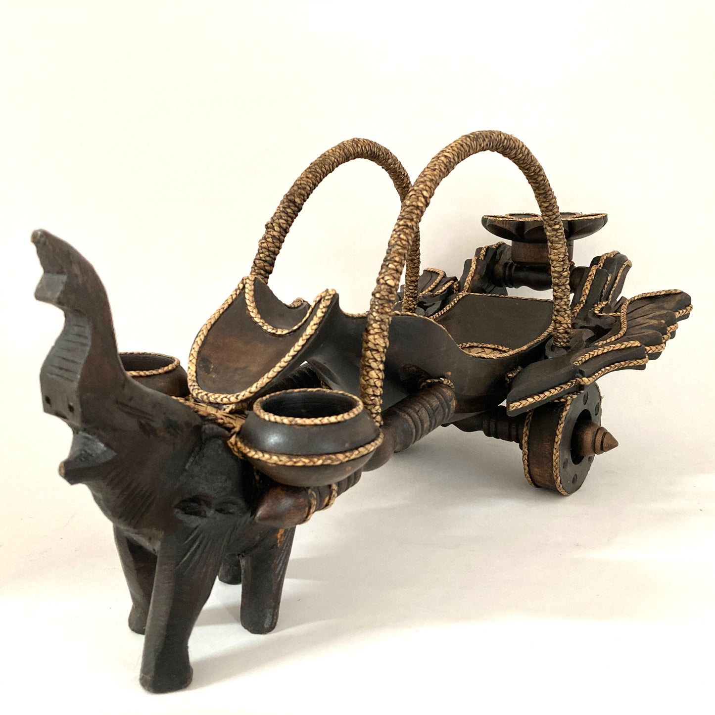 ゾウ木彫りワインラック ハンドメイド フラワー車