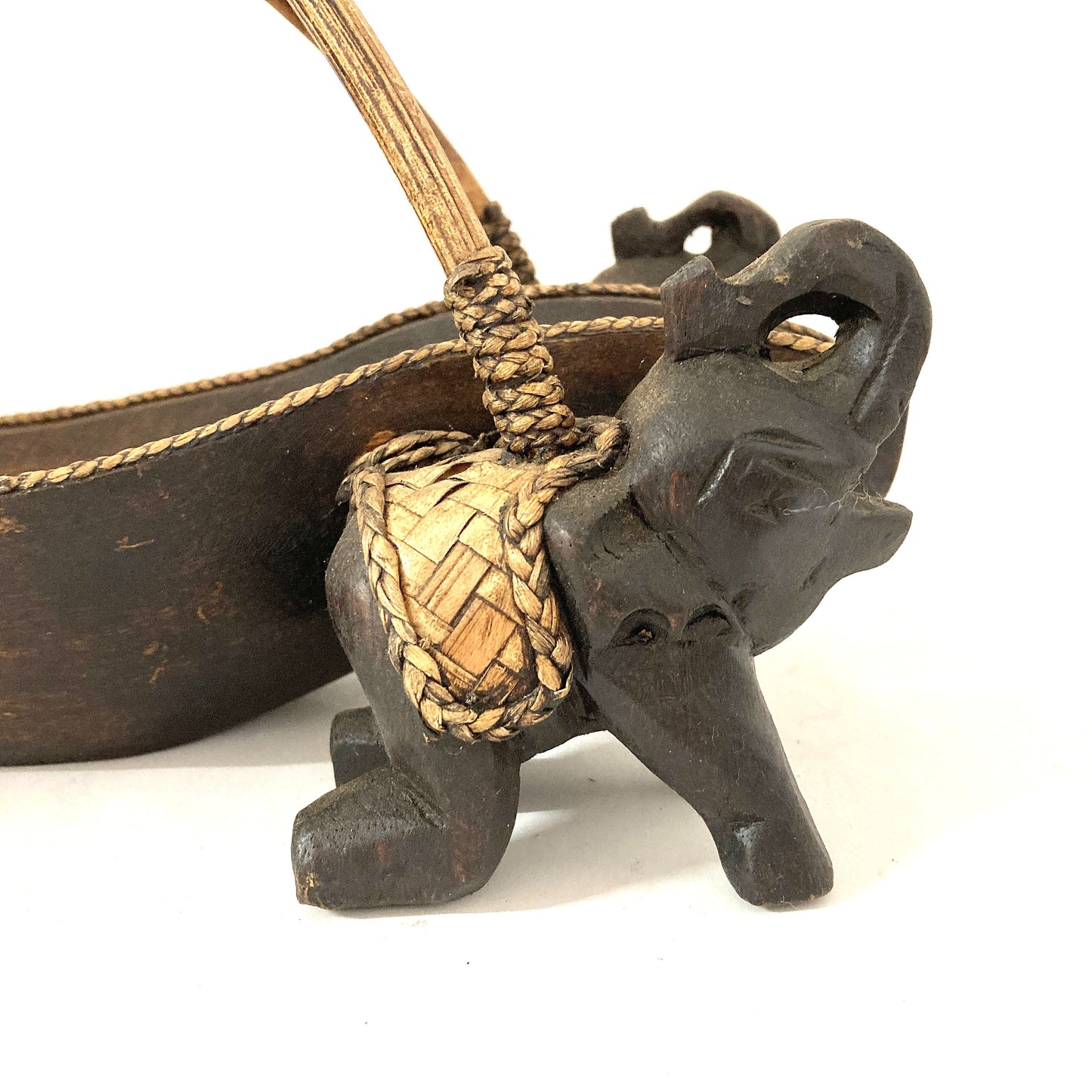 ゾウ木彫りワインラック ハンドメイド