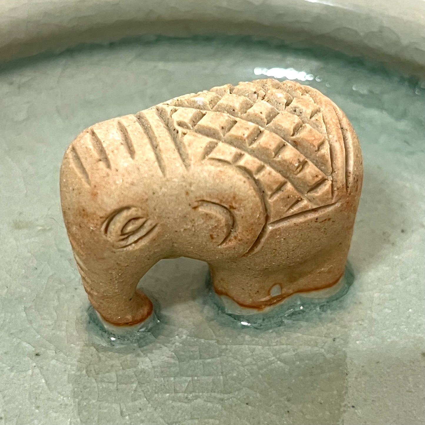 セラドン焼き ゾウの灰皿 2カラー