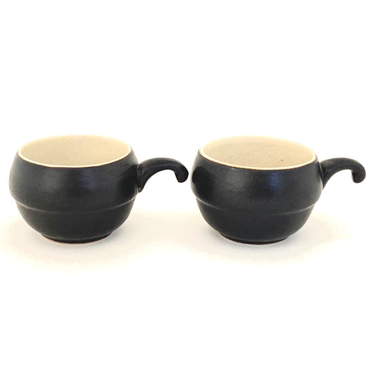 モダンミニカップ2客セット　アイボリー　ベトナム陶器　　