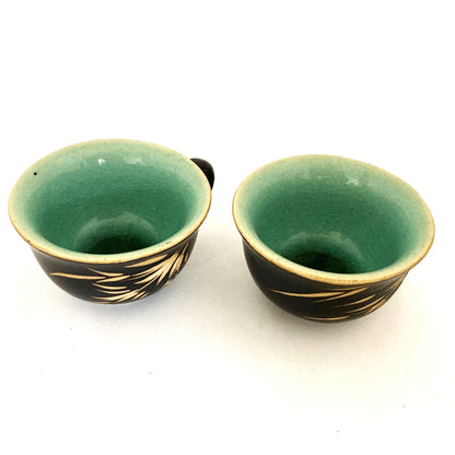 ミニカップ2客セット　ヒスイ　ベトナム陶器　