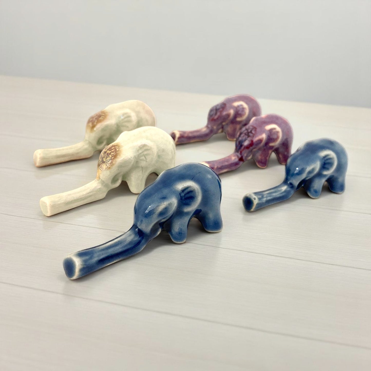 ゾウの箸置き2個セット　3カラー　アジアン陶器　