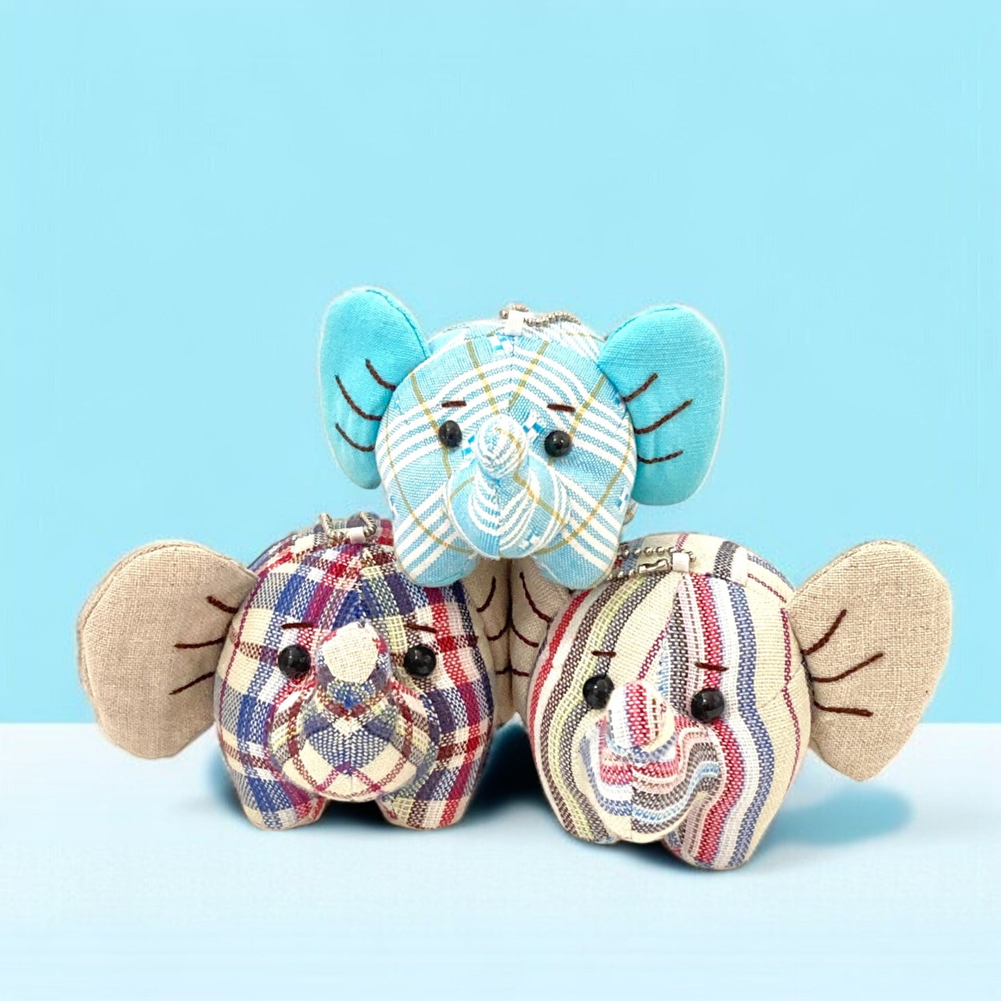 ゾウ親子マスコットキーホルダー　3体セット　ハンドメイド