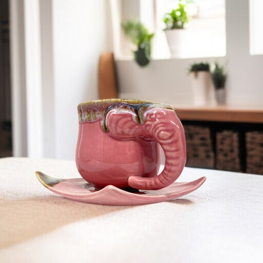 ゾウのカップ＆ソーサー　アジアン陶器　ピンク